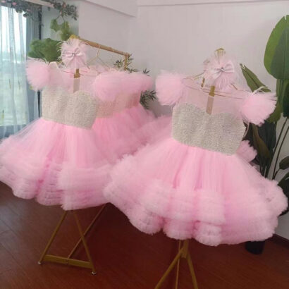 Elegant kid's gown for a Princess