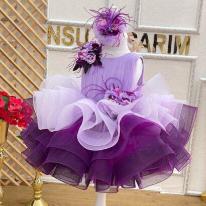 Elegant kid's gown for a Princess A dreamy, purple princess gown with a sparkling tiara, perfect for a fairytale ball A magical, midnight gown in different with twinkling stars and a flowing cape. we can deliver any of the colors to you. Shipping is included in the Price