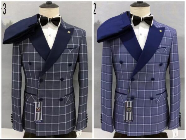 Buttoned Men's Suits