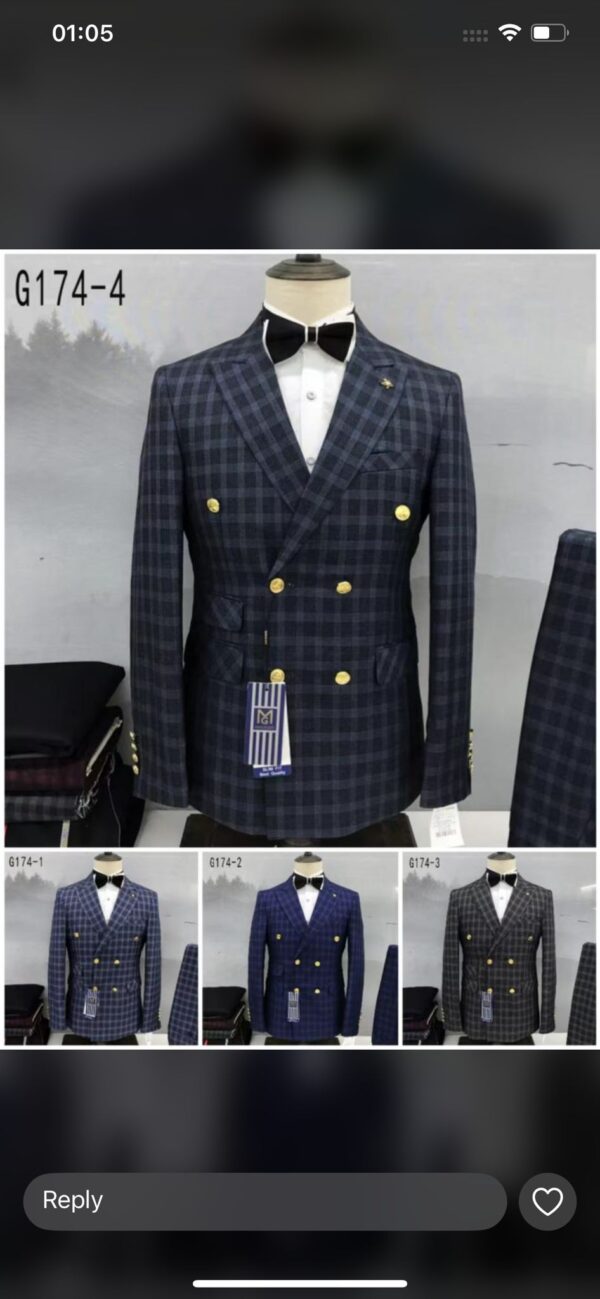 Buttoned Men's Suits