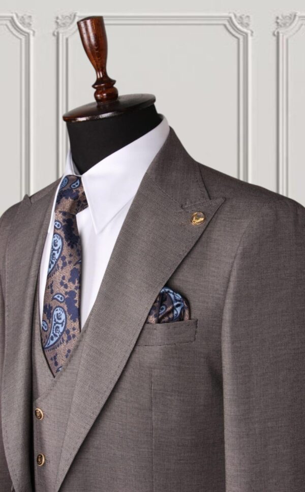 Men's Tailored 3-Piece Suit – Classic Taupe with Peak Lapels